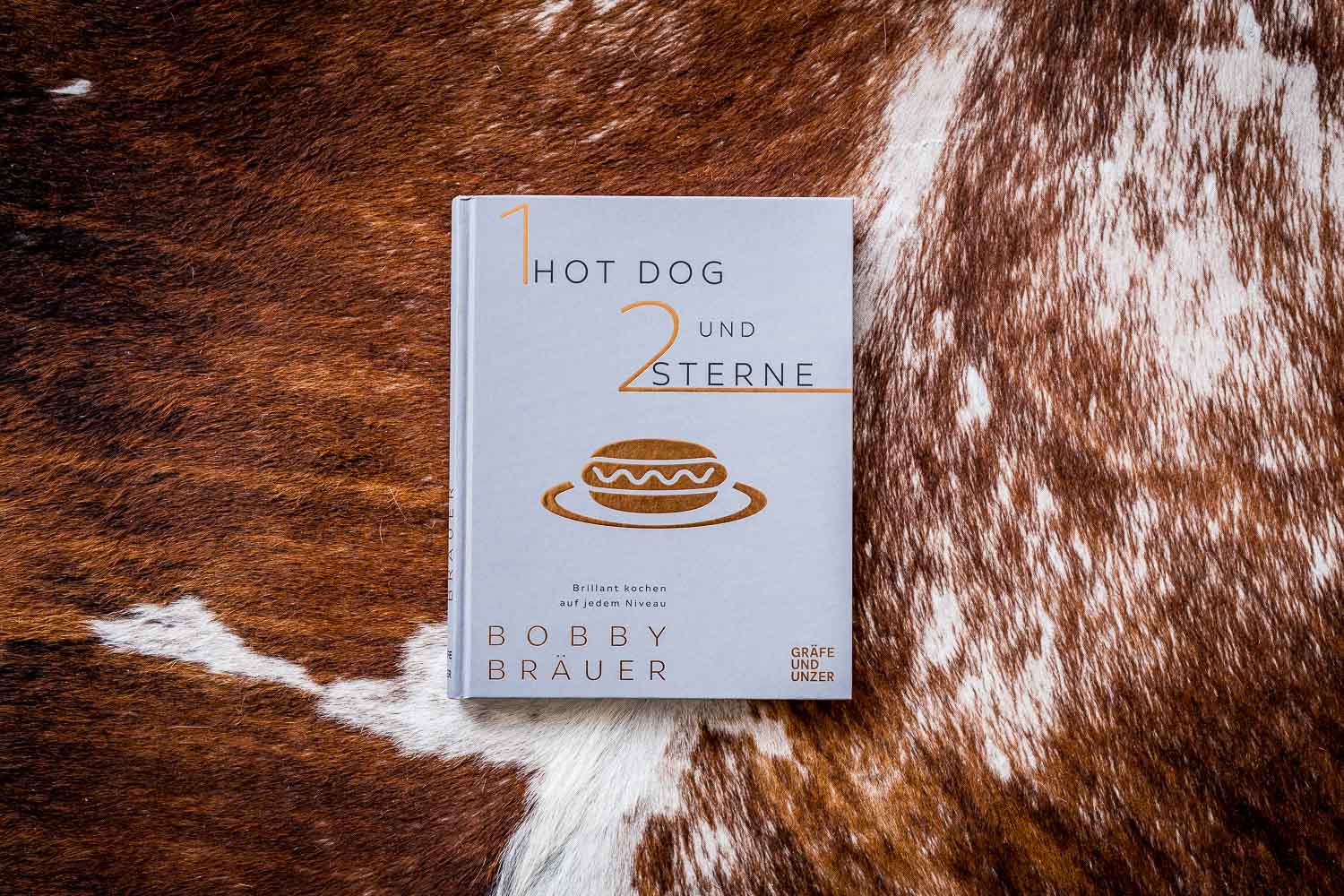 "1 Hot Dog und 2 Sterne" von Bobby Bräuer